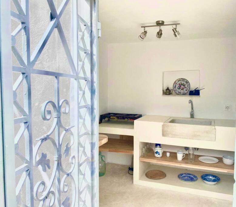 Stylish Vathy Studio With Sea View Exteriér fotografie