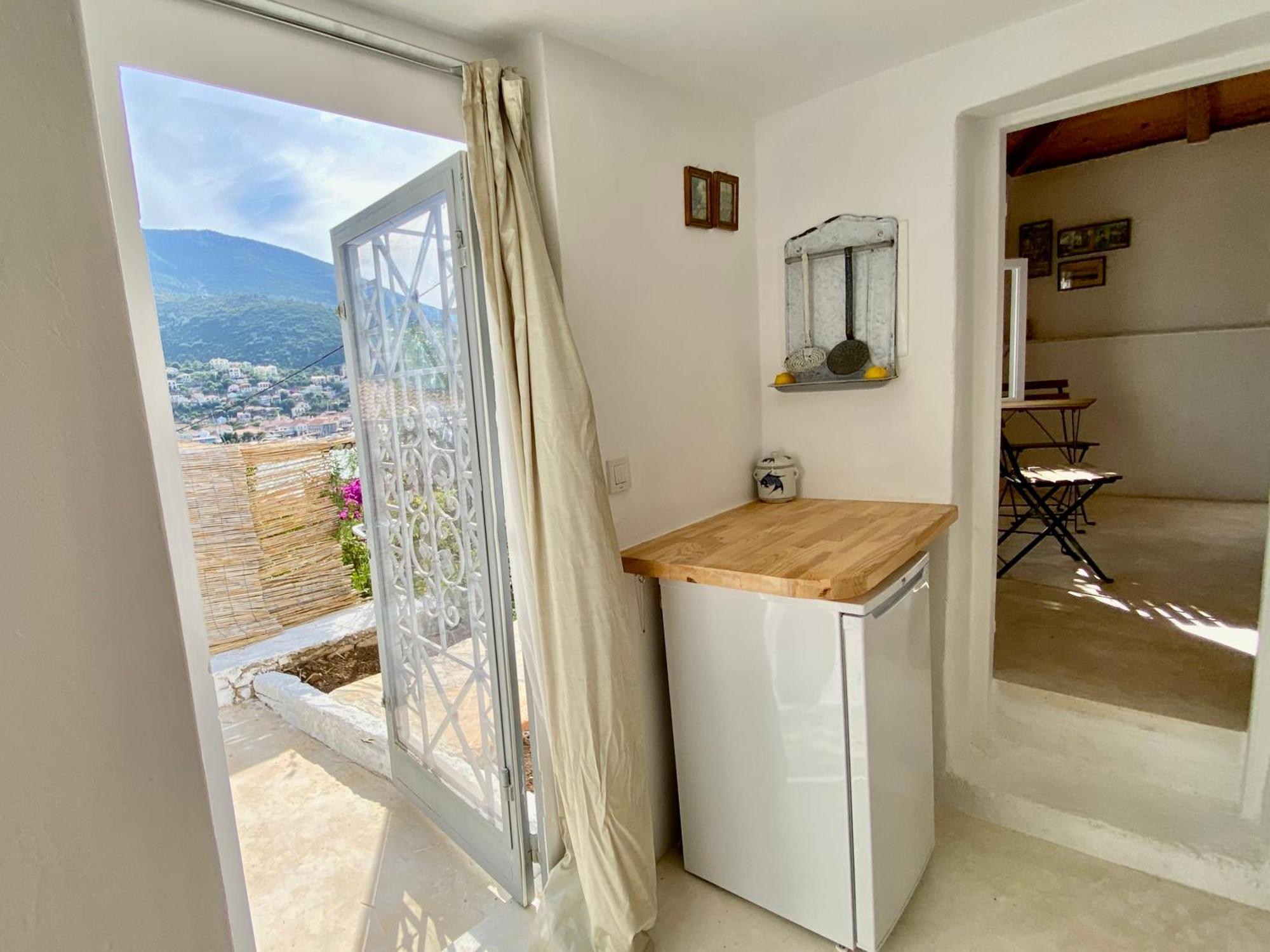 Stylish Vathy Studio With Sea View Exteriér fotografie